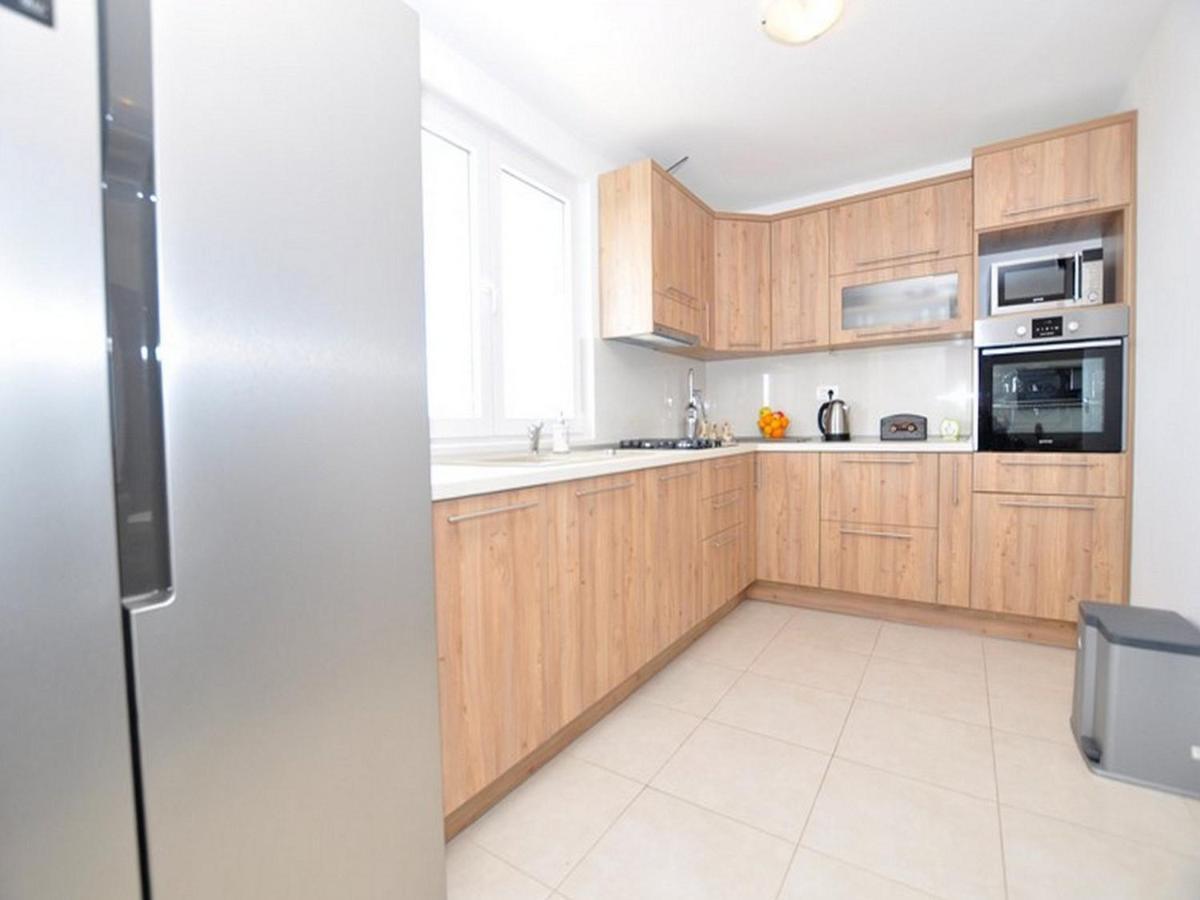 Apartments Zora Tučepi Extérieur photo